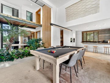 4 Bedroom Villa