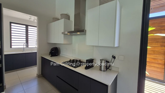 Luxury Villa for Sale in Old Mills Péreybère | Family Home Mauritius