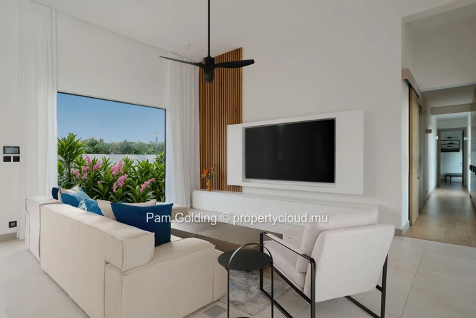 Luxury Villa for Sale in Anahita Mauritius | Golf View, Sea Access & Private Pool 