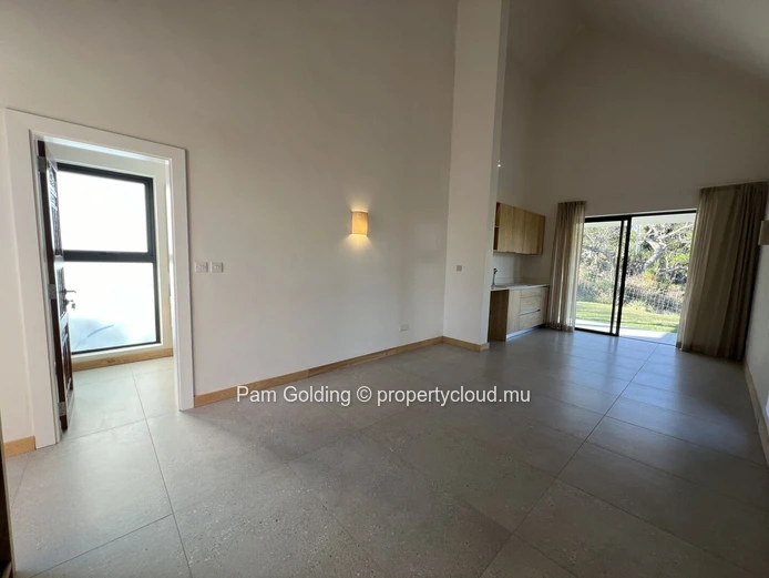 Freestanding 3 bedroom Villa in Domaine de Palmyre