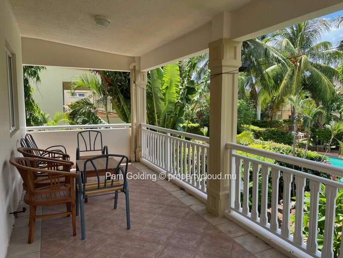 Spacious 4-Bedroom Duplex for Rent Opposite Flic en Flac Beach – Rs 70,000