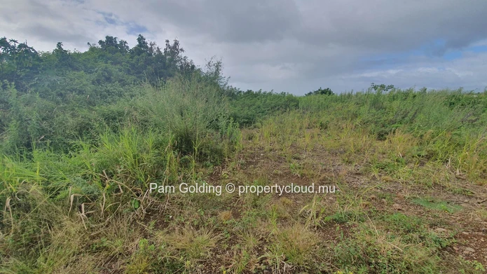 Grand Gaube – Terrain à vendre – Pam Golding Mauritius