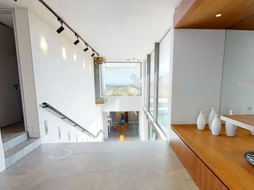 5 Bedroom Villa