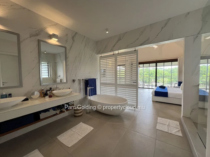 Exquisite 5 Bedroom Private Villa in La Balise Marina, Black River, Mauritius West Coast