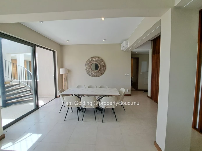 Penthouse de 3 chambres – Pointe aux Cannoniers