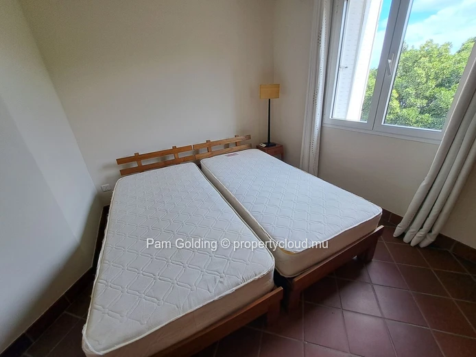 Charmant Duplex de 2 Chambres à Louer à Proximité de Port Louis
