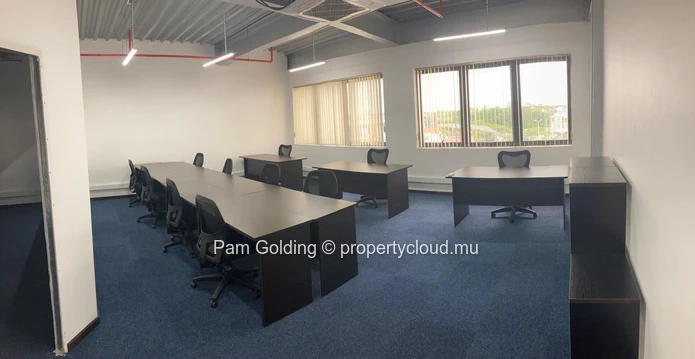 Grand Baie – Espace Bureau à louer – Pam Golding Mauritius