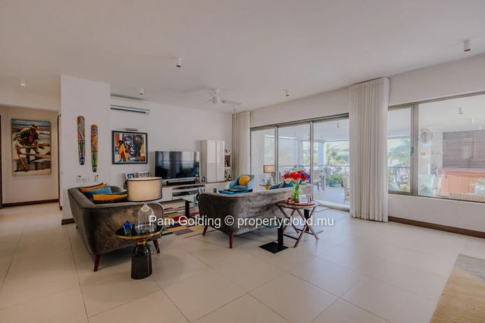 Luxurious 3-Bedroom Penthouse Opposite Pereybere Beach – Private Beach Access at AO Residences