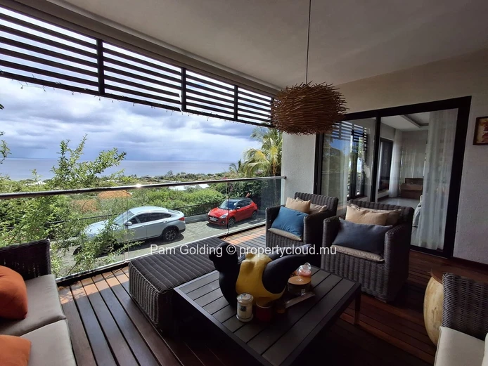 Appartement à vendre à Rivière Noire, 3 chambres, 240m² avec piscine commune