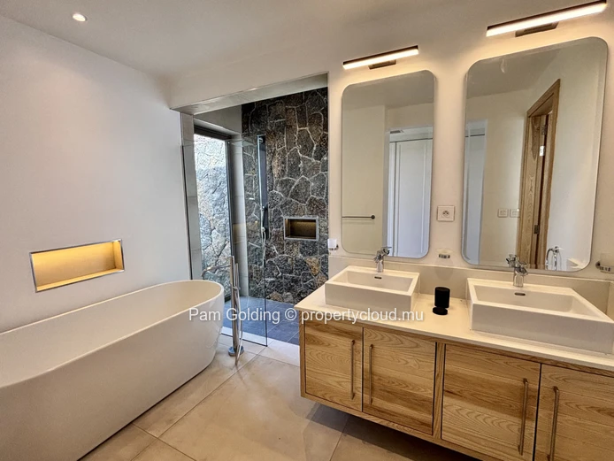 Stunning Architect-Designed Villa with Pool, Views & Elegant Modern Living
