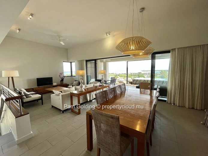 Penthouse de 4 Chambres au Cœur de Tamarin – Plunge Pool & Vues Panoramiques