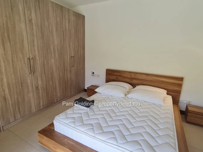 3 bedroom house in Black River for rental in a gated estate.