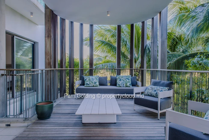 Appartement de 3 Chambres à Fairway Grove, Mont Choisy