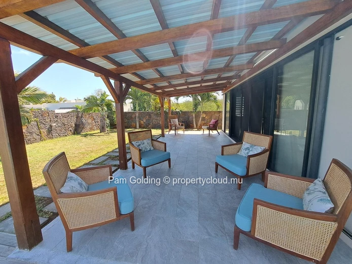 Balaclava - Maison à louer - Pam Golding Mauritius