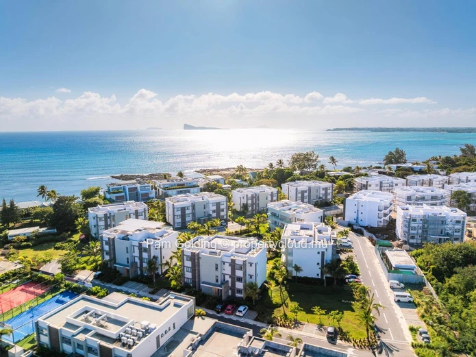 Luxurious Penthouse for Sale in La Pointe, Pointe Aux Cannoniers | Beach Access | Sea Views
