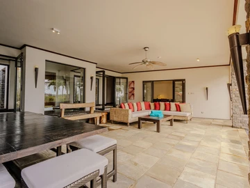 4 Bedroom Villa