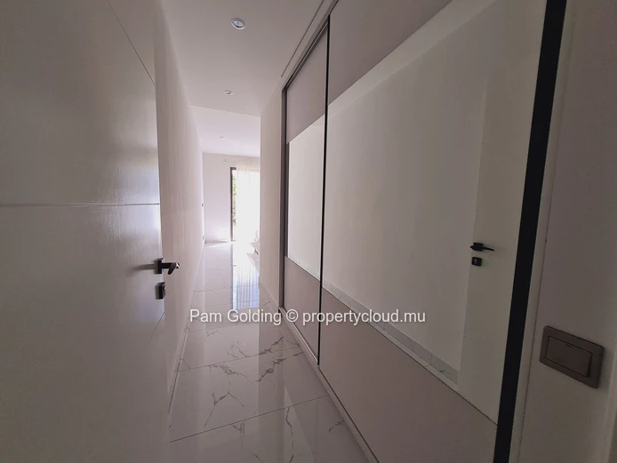 Modern 3-Bedroom Apartment with Private Garden – Walk to Beach & Lux Grand Baie