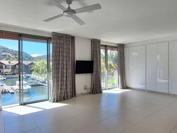 5 Bedroom Villa
