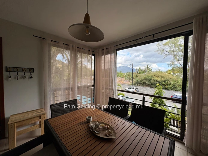 3-Bedroom Ground Floor Apartment for Rent – Bright, Central & Coastal Living