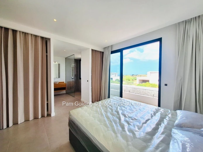 Villa Neuve de 4 Chambres à Akasha, Cap Tamarin – Piscine Privée, Jardin et Vie Familiale au Cœur d’une Smart City
