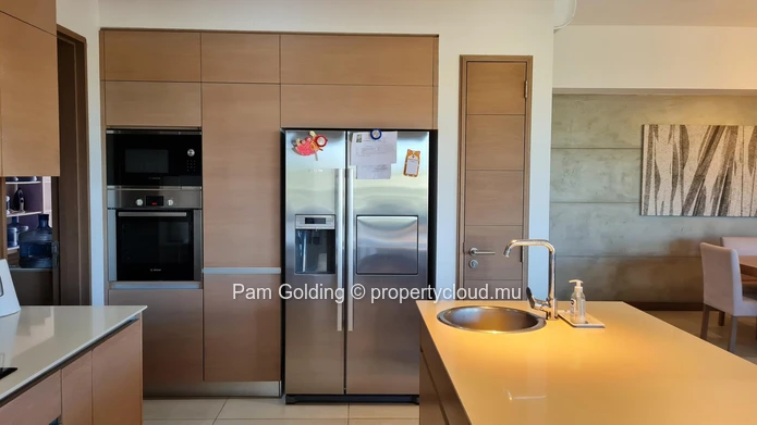 3-Bedroom en suite Penthouse with Private Pool on the Terrace – Mont Choisy Golf & Beach Estate, Grand Baie