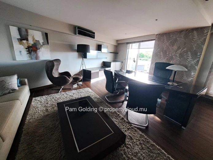 Grand Baie - Espace Bureau à vendre – Pam Golding Mauritius