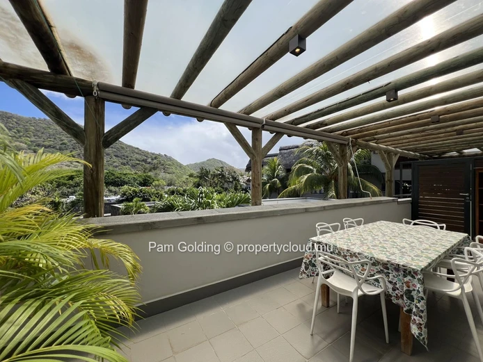 Appartement de Deux Chambres à La Balise Marina – Anneau Privé & Accès Direct à l’Océan