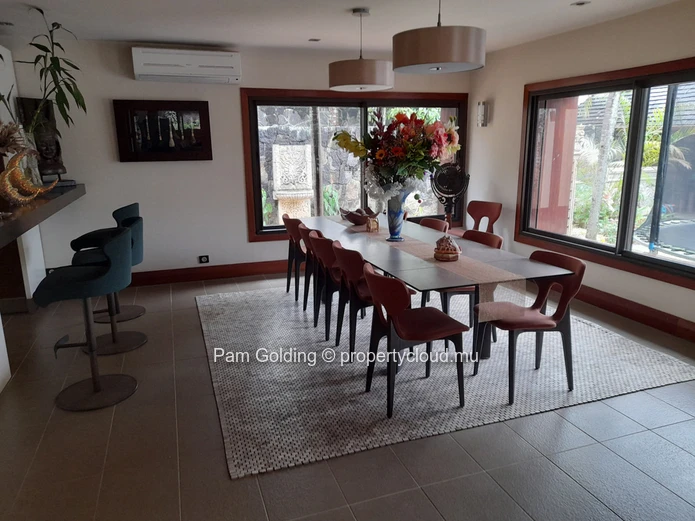 Pointe aux Canonniers – House for sale – Pam Golding Mauritius