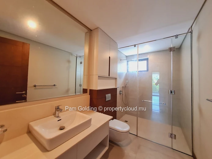 Luxury 2-Bedroom Apartment with Private Rooftop Pool & Stunning Mountain/Sea Views near Mon Choisy Beach (Sole Mandate)