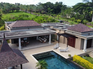 4 Bedroom Villa