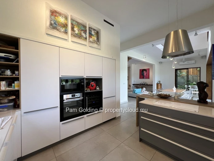 Exquisite 5 Bedroom Private Villa in La Balise Marina, Black River, Mauritius West Coast