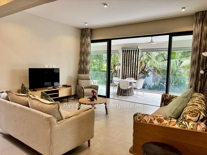 Appartement 3 chambres en rez-de-jardin à Pointe aux Canonniers, 196,69 m²