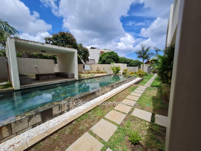 Au cœur de la prestigieuse résidence Waterway Residence Apartments (Mandat exclusif)