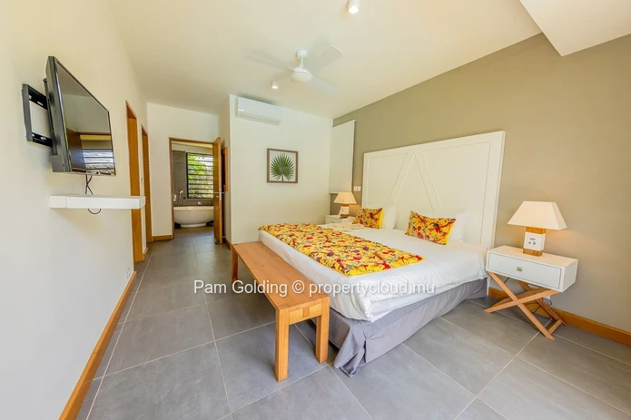 4-Bedroom Tropical Villa in Tamarin, Mauritius - Private Pool & Resort Amenities (Sole Mandate)