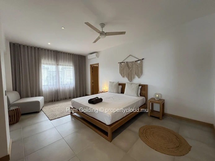 Appartement 2 chambres entièrement meublé avec piscine privée à Tamarin