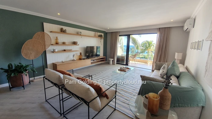 Apartment with spectacular sea view