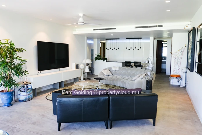 Appartement de 3 chambres en bord de mer à vendre à Pereybère – Erok Grand Baie, Île Maurice