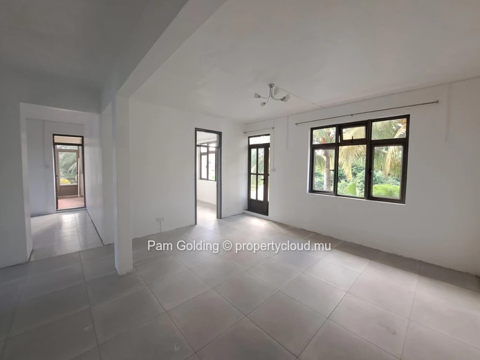 Trou aux Biches - Appartement à vendre - Pam Golding Mauritius