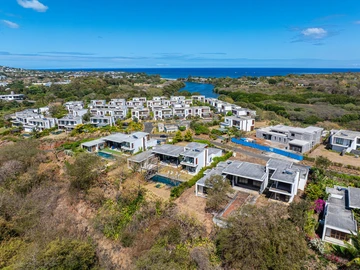 5 Bedroom Villa