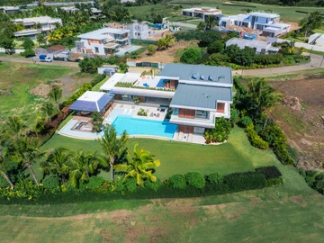4 Bedroom Villa