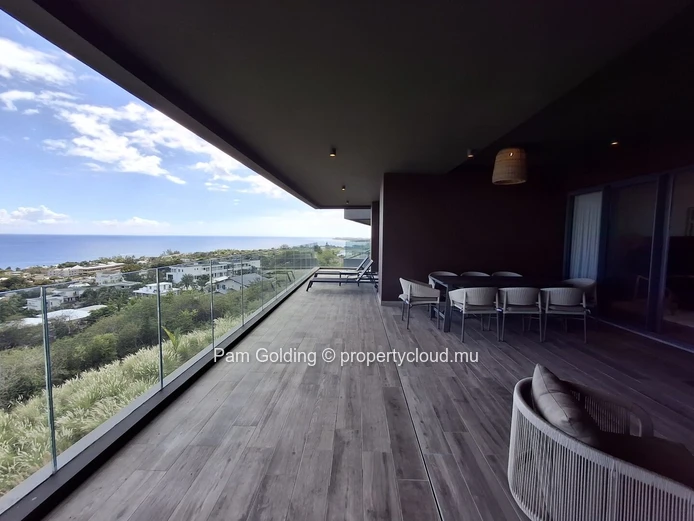 Appartement de 3 chambres en suite avec vues panoramiques sur la mer à Legend Hill, Tamarin – Vie de type resort sur ...