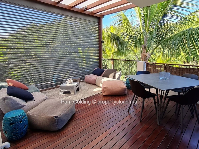 2 Bedroom penthouse Banyan Grove  (Sole Mandate)