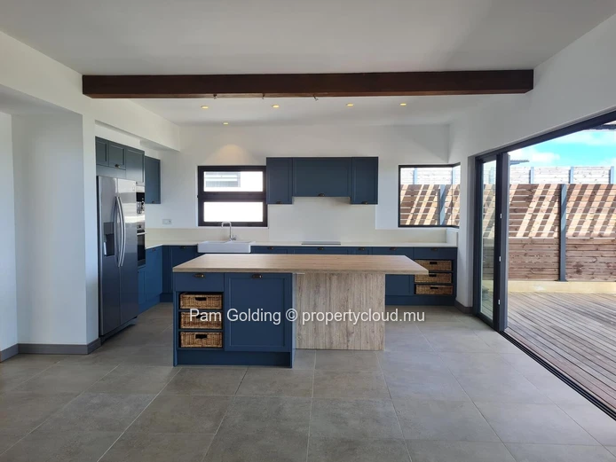 Spacious 3-Bedroom Penthouse with Lagoon View for Sale at St. Antoine Residences – North Coast Mauritius