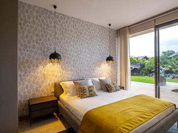 5 Bedroom Villa