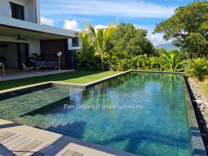 Villa Contemporraine a vendre a Akasha PDS