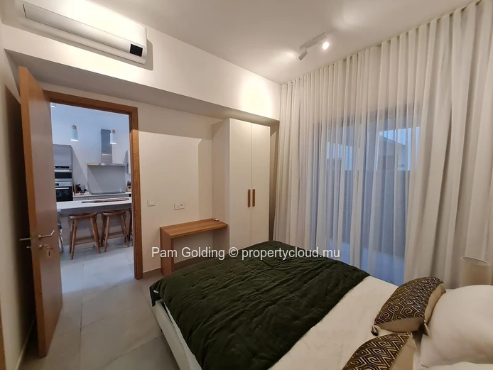 Appartement PDS à vendre à Péreybère, 90m², 2 chambres, piscine commune, dans un complexe résidentiel. Prix $0.