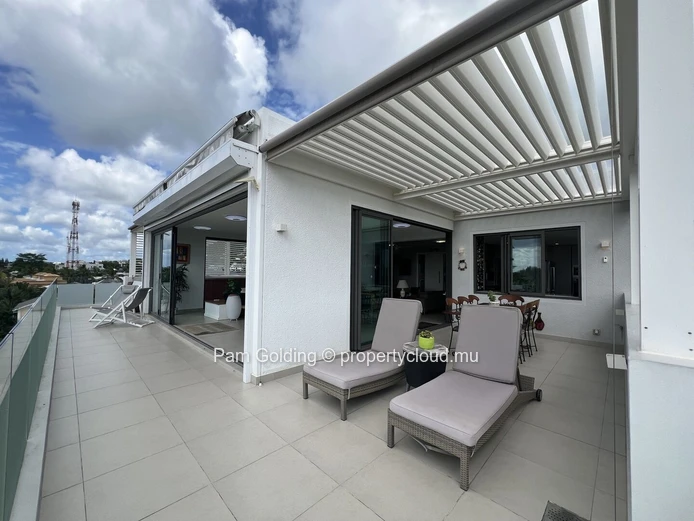 3 Bedroom Penthouse in La Preneuse, Tamarin