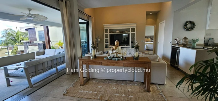Superbe appartement en front de mer avec deux suites