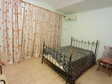 5 Bedroom Villa