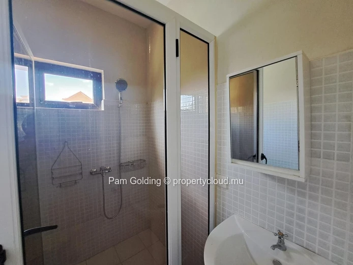 Trou aux Biches - Apartment à vendre – Pam Golding Mauritius